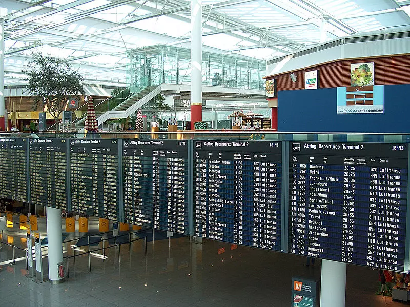 abflug köln flughafen