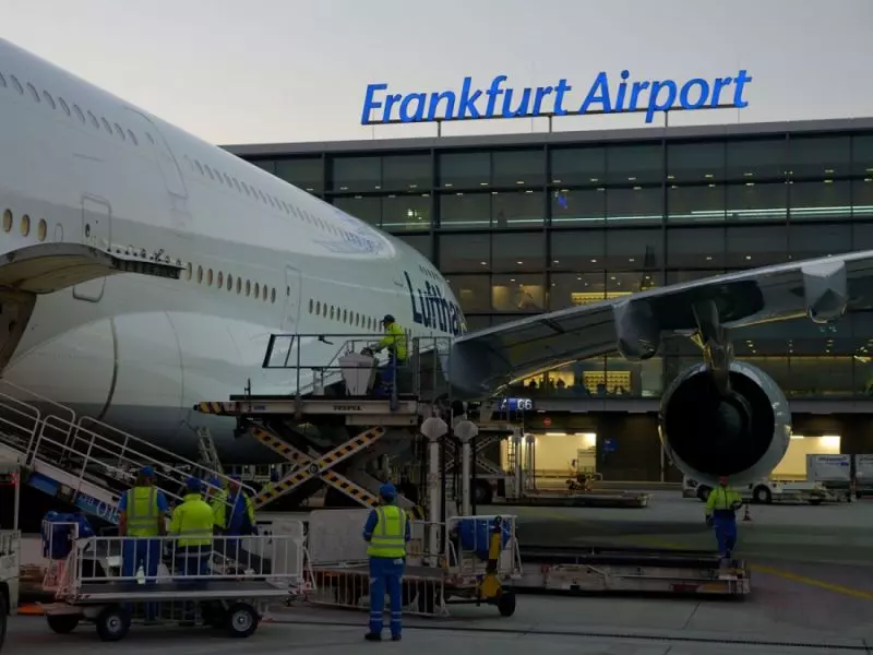 frankfurt international airport arrivals