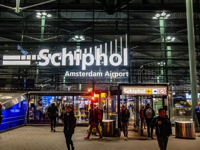 schiphol aankomsthal