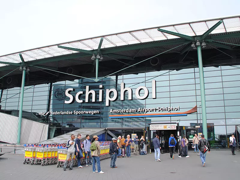schiphol flight departures