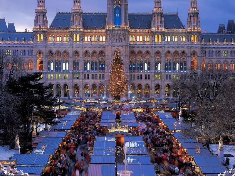 uhrzeit wien