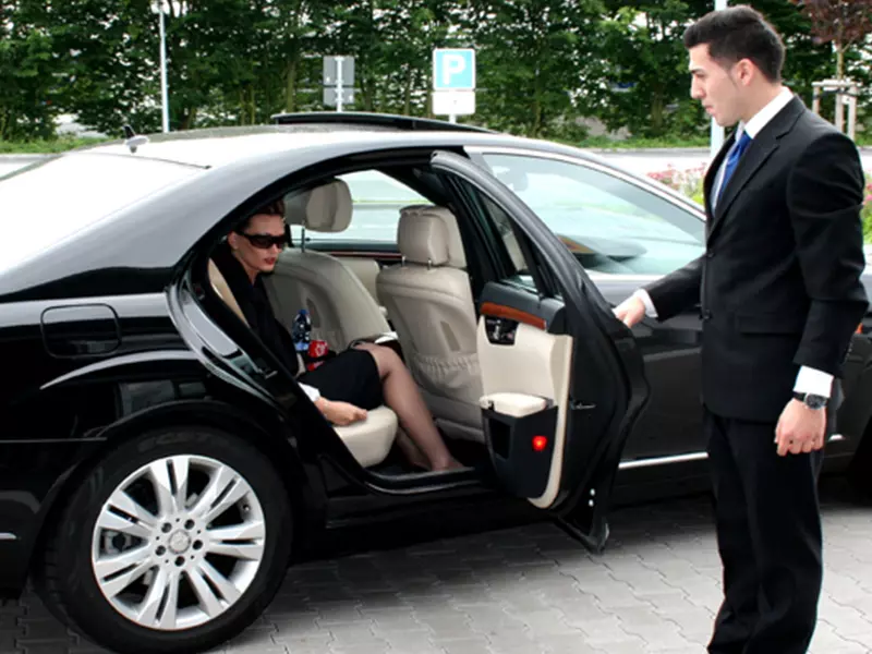 airport car parking frankfurt